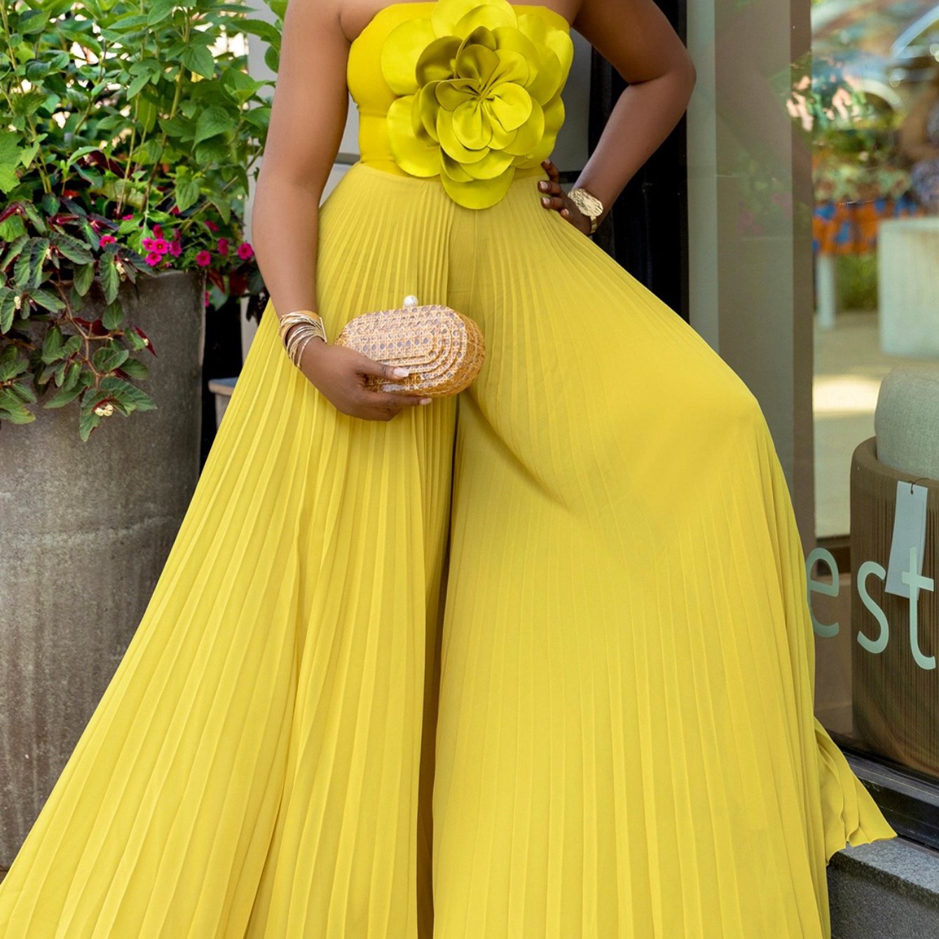 Women'S European And American Summer Hanging Neck Three-Dimensional Flower Solid Color Wide Leg Plus Size Foreign Trade Jumpsuit